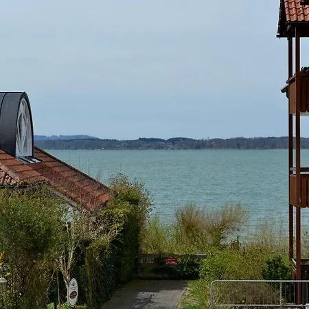 Apartment Ferienresidenz Chiemseestrand - Chiemseesonne Chieming